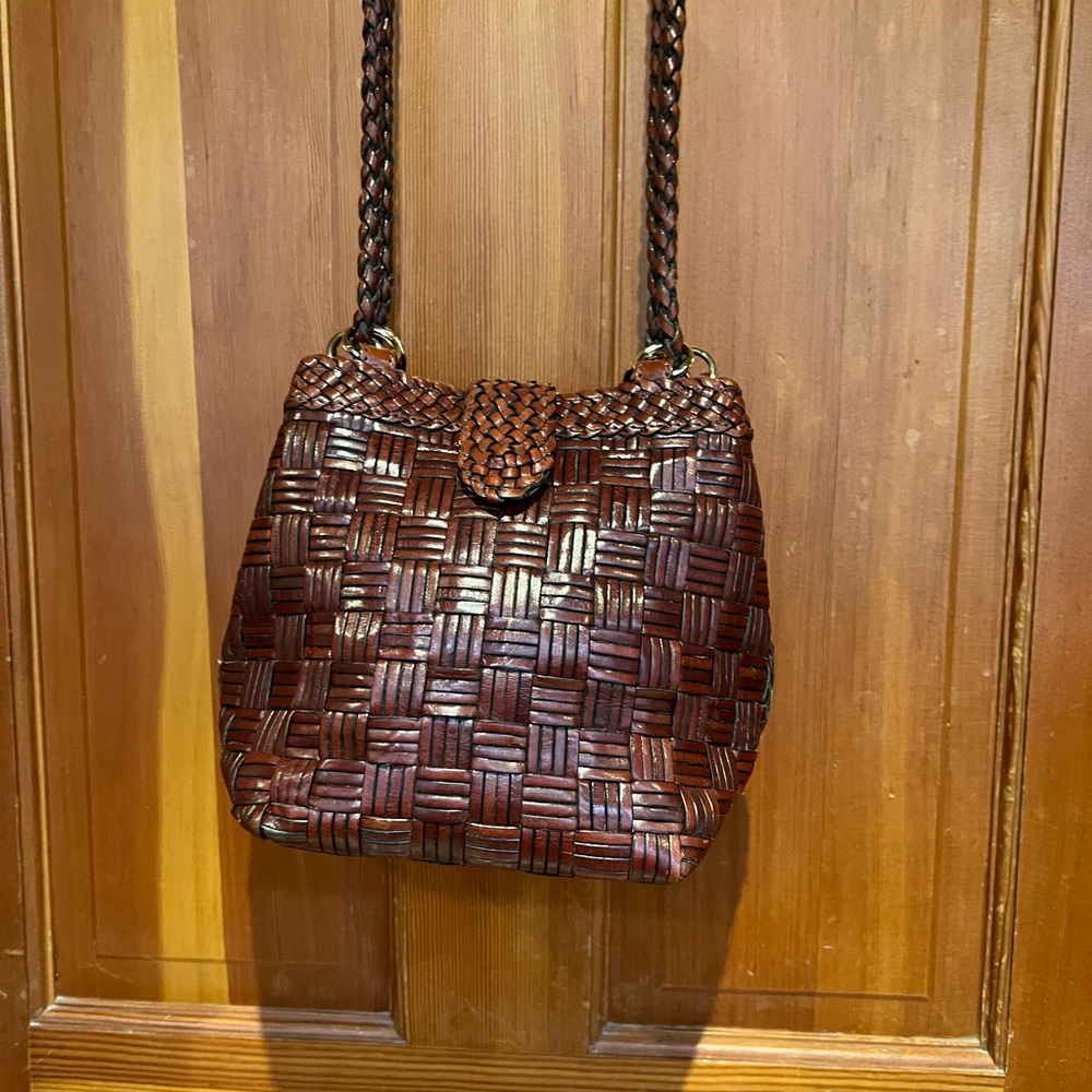 Valerie Stevens Rich Brown leather Woven Shoulder Bag - Picture 3 of 16
